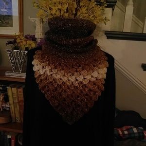 OOAK HANDMADE BANDANA STYLE COWL